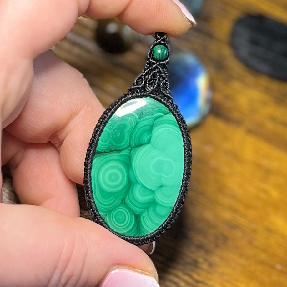 Malachit Kette groß Milu Arts and Macrame