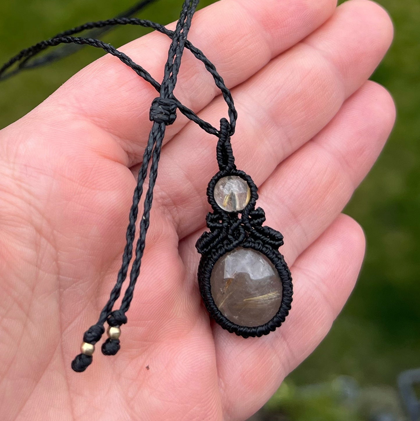 Rutilquarz Kette MIRACLE BLISS schwarz Milu Arts and Macrame