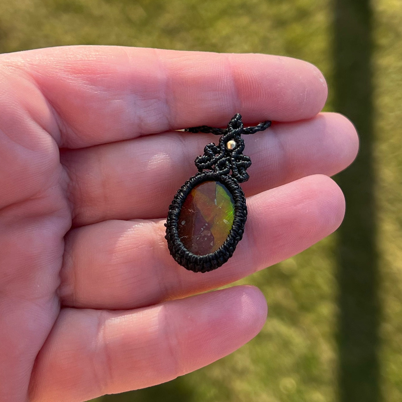 Ammolit Kette MIRACLE BLISS Milu Arts and Macrame