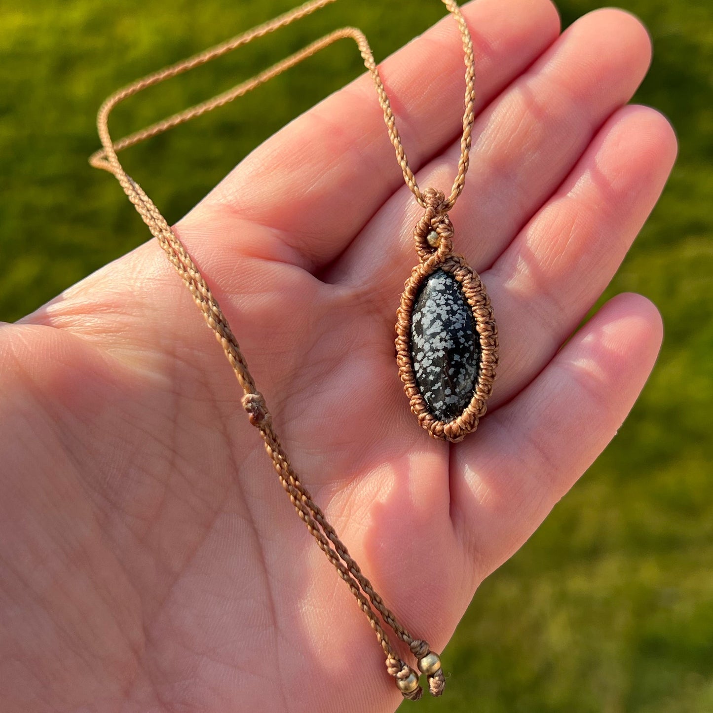 Schneeflocken Obsidian Kette PURE HARMONY Milu Arts and Macrame