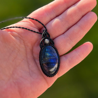 Labradorit Kette mit Labradorit Perle Milu Arts and Macrame