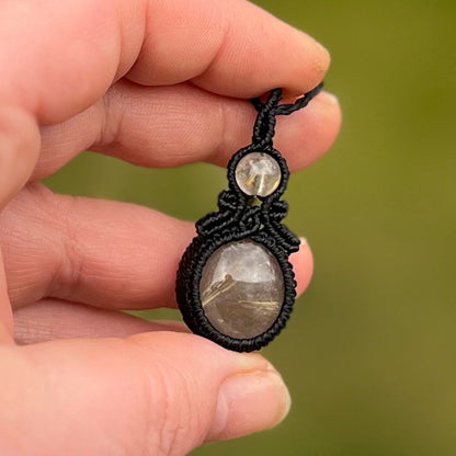 Rutilquarz Kette MIRACLE BLISS schwarz Milu Arts and Macrame