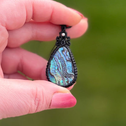 Abalone Kette MIRACLE BLISS Milu Arts and Macrame