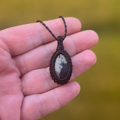 Apachengold Kette SIMPLICITY schwarz Milu Arts and Macrame