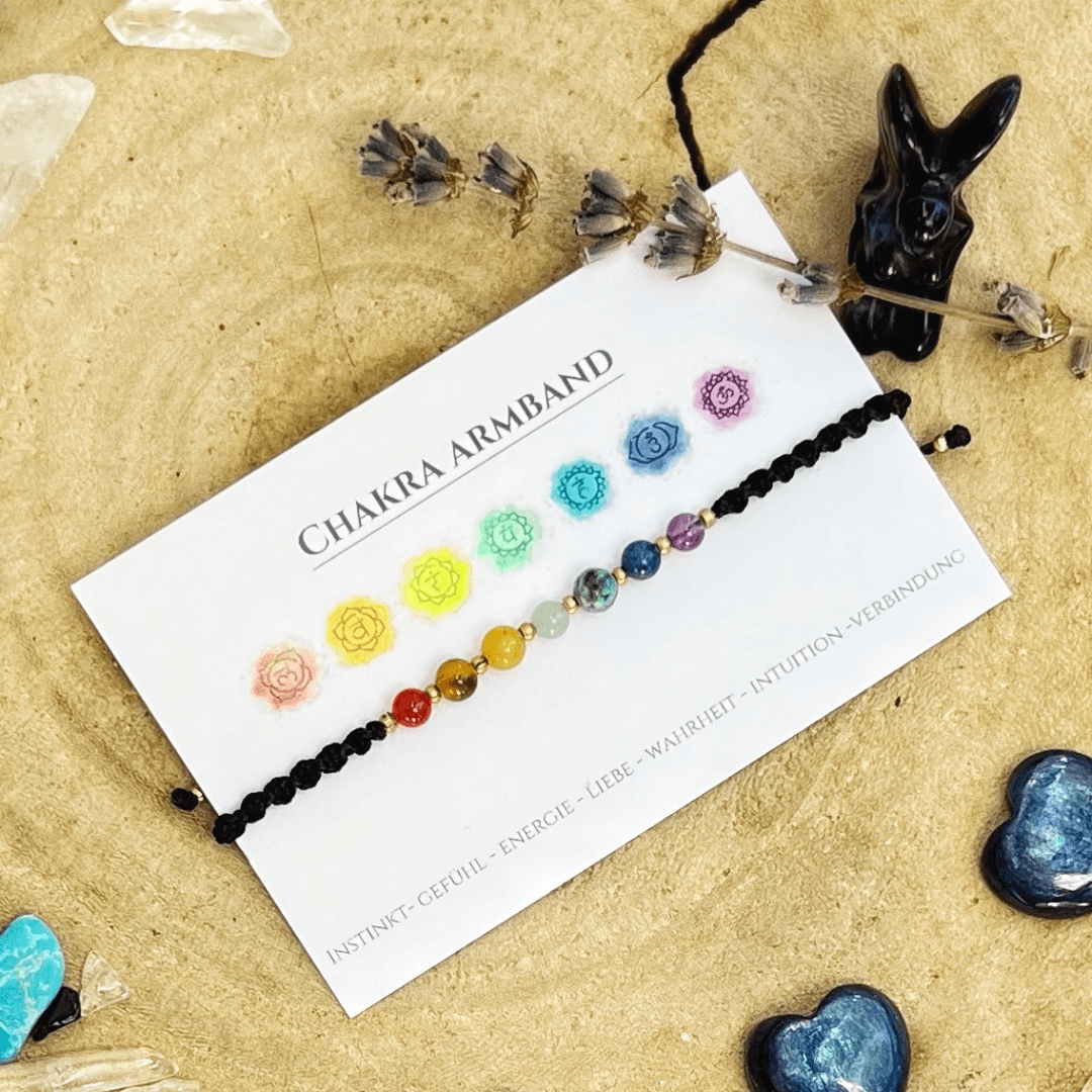 Chakra Armband mit echten Steinen von Milu Arts and Macrame
