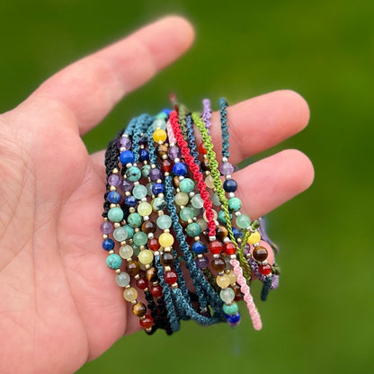 Filigranes Chakra Fußkettchen Milu Arts and Macrame