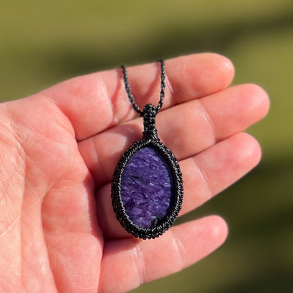 Charoit Kette SIMPLICITY schwarz Milu Arts and Macrame