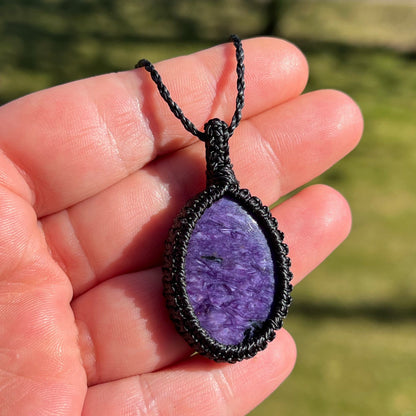 Charoit Kette SIMPLICITY schwarz Milu Arts and Macrame