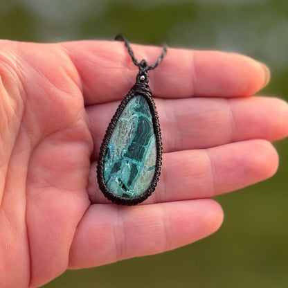 Chrysokoll Malachit Kette groß Milu Arts and Macrame