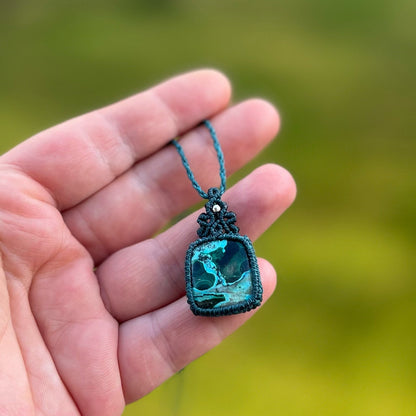 Chrysokoll Malachit Kette MIRACLE BLISS smaragd Milu Arts and Macrame