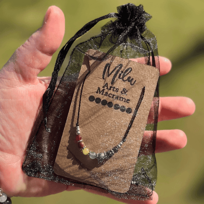 Chakra Kette in deiner Wunschfarbe Milu Arts and Macrame