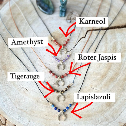 Filigrane Kraftkette Mond Milu Arts and Macrame