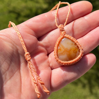 Karneol Kette SIMPLICITY melone Milu Arts and Macrame