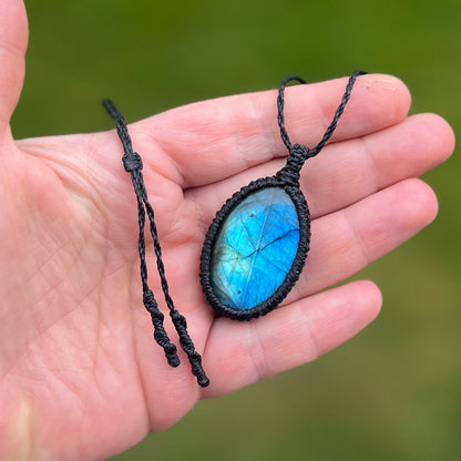 Labradorit Kette SIMPLICITY groß Milu Arts and Macrame