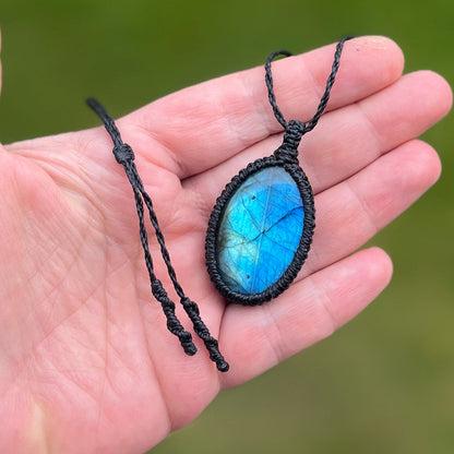 Labradorit Kette SIMPLICITY groß Milu Arts and Macrame