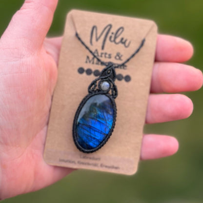 Labradorit Kette mit Labradorit Perle Milu Arts and Macrame