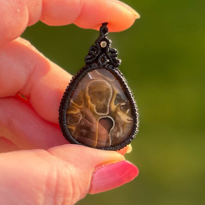 Pflaumen Achat Kette MIRACLE BLISS Milu Arts and Macrame