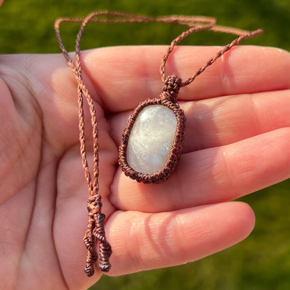 Mondstein Kette SIMPLICITY braun Milu Arts and Macrame