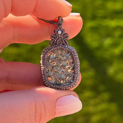 Pyrit Kette MIRACLE BLISS Milu Arts and Macrame