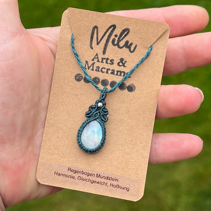 Regenbogen Mondstein Kette MIRACLE BLISS Milu Arts and Macrame
