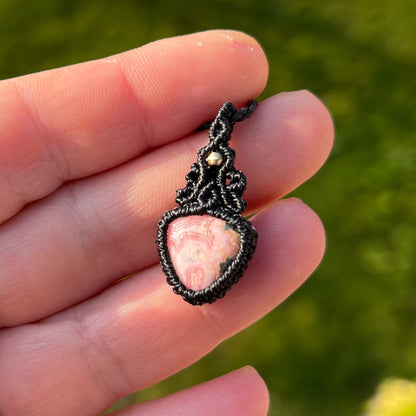 Rhodochrosit Kette MIRACLE BLISS Milu Arts and Macrame