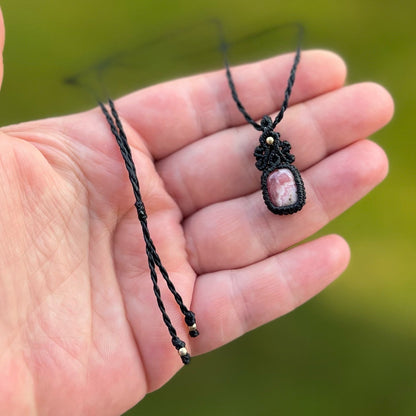 Rhodochrosit Kette MIRACLE BLISS Milu Arts and Macrame