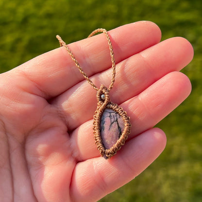 Rhodonit Kette PURE HARMONY Milu Arts and Macrame