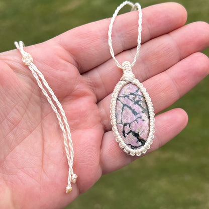 Rhodonit Kette SIMPLICITY Milu Arts and Macrame