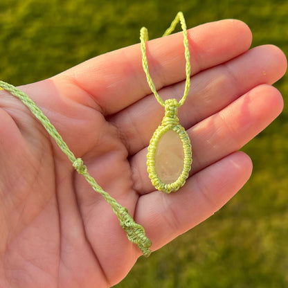 Rosenquarz Kette SIMPLICITY lime Milu Arts and Macrame