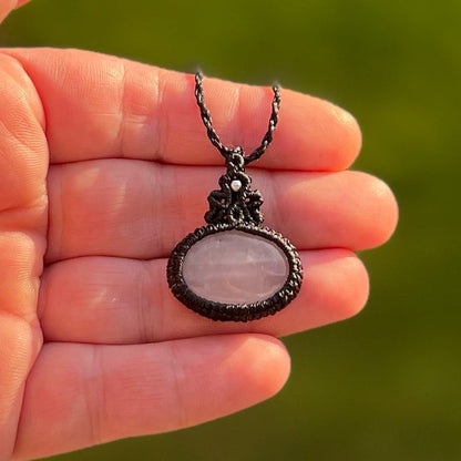 Rosenquarz Kette MIRACLE BLISS Milu Arts and Macrame