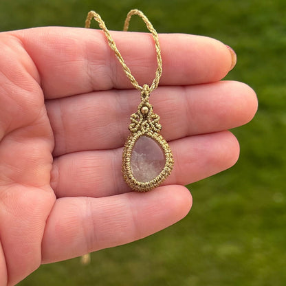 Rutilquarz Kette MIRACLE BLISS gold Milu Arts and Macrame