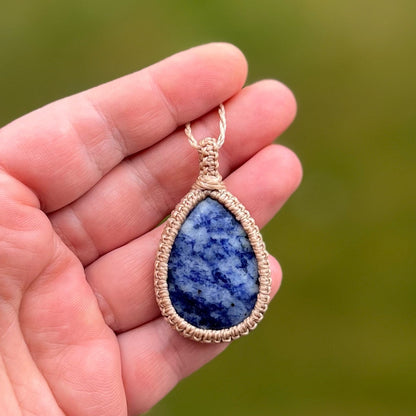 Sodalith Kette SIMPLICITY Milu Arts and Macrame