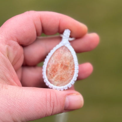 Sonnenstein Kette SIMPLICITY Milu Arts and Macrame