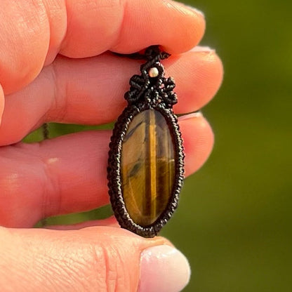 Tigerauge Stein Kette MIRACLE BLISS Milu Arts and Macrame