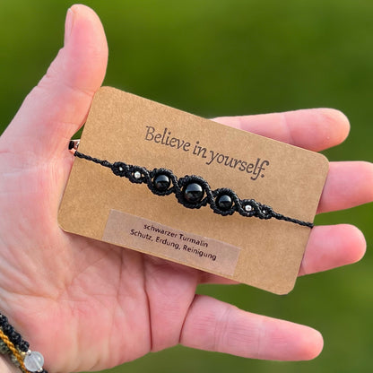 Makramee Armband mit schwarzen Turmalin 
