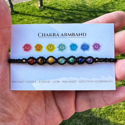Verspieltes Chakra Armband Milu Arts and Macrame