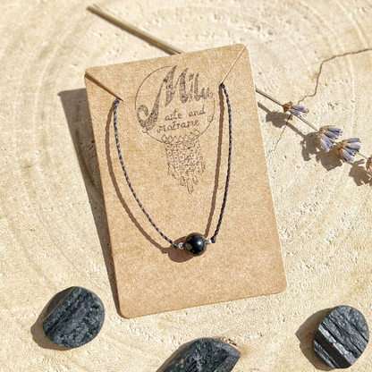 Filigrane Kraftkette Turmalin Milu Arts and Macrame