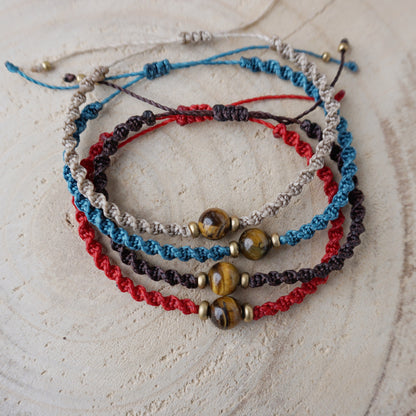 Makramee Armband Tigerauge Milu Arts and Macrame